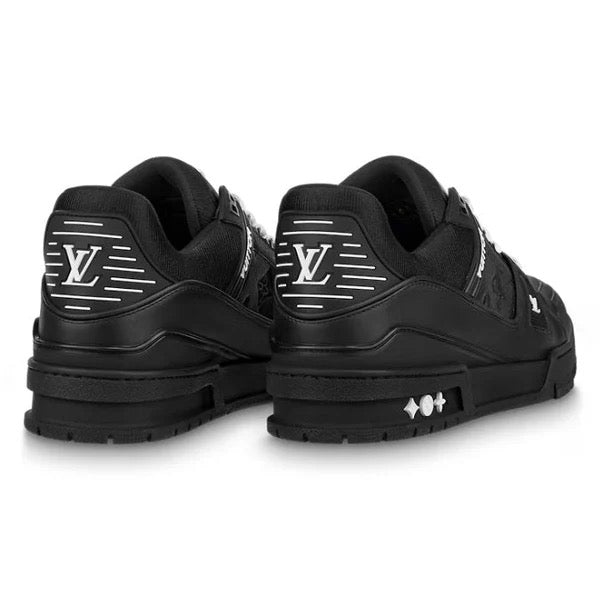 "LV" Trainer Black
