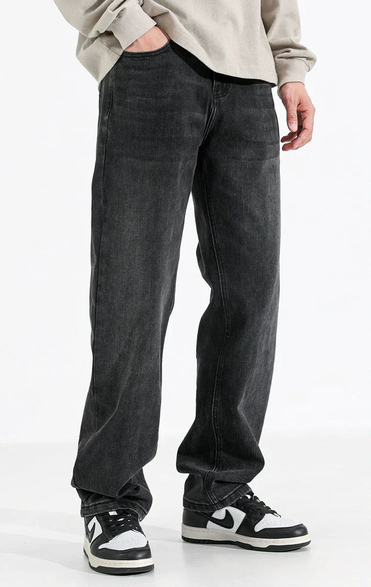 Dark Grey Basic Jeans
